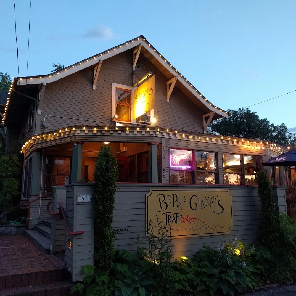 Food and dining at Beppe & Gianni's Trattoria
